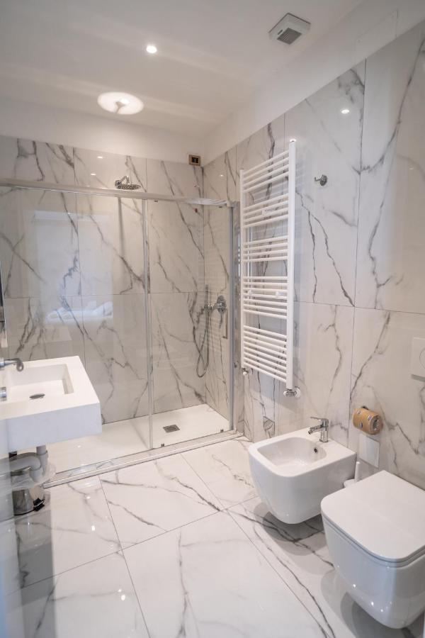 Hotel Globo Suite-Correnti Hotels Санремо Экстерьер фото
