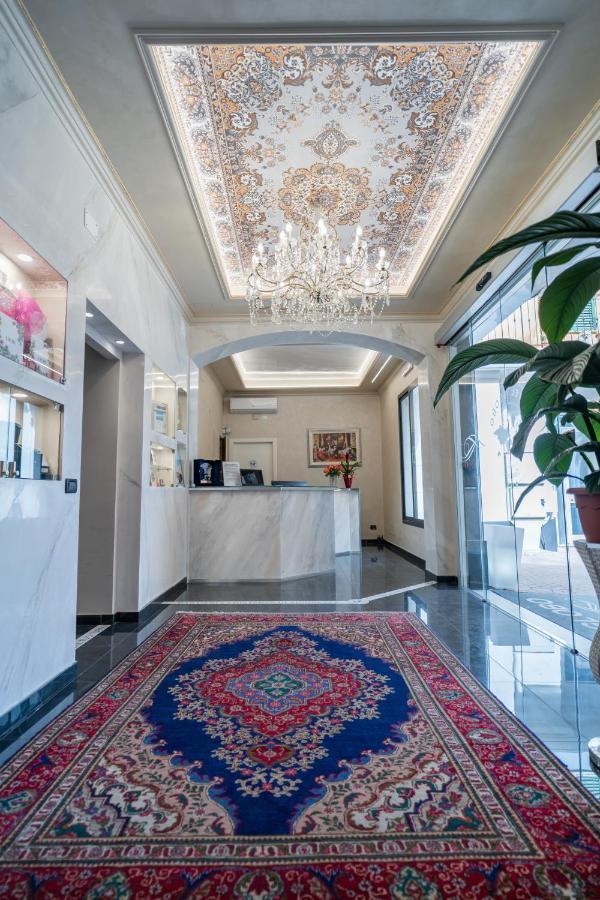 Hotel Globo Suite-Correnti Hotels Санремо Экстерьер фото