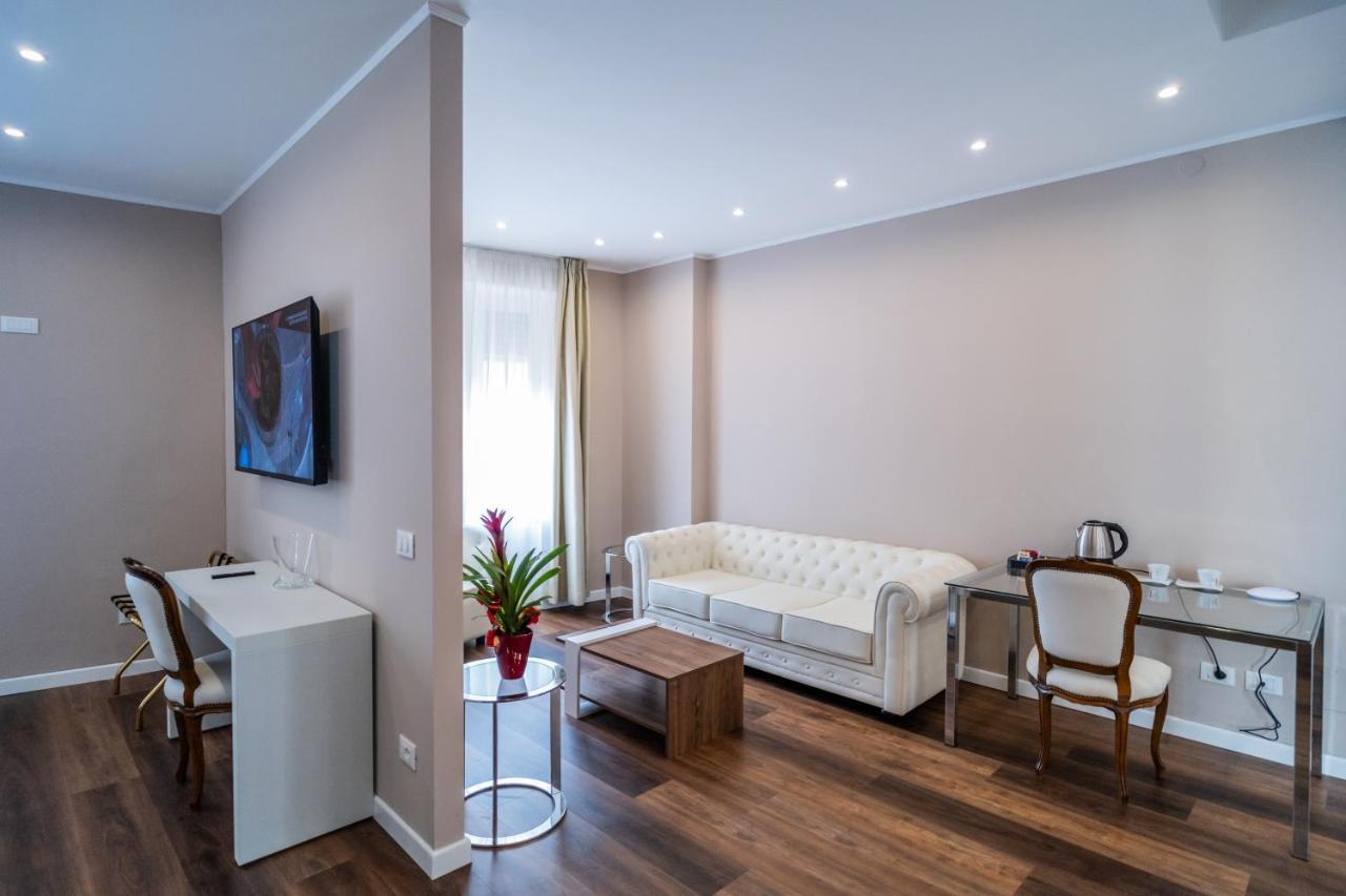Hotel Globo Suite-Correnti Hotels Санремо Экстерьер фото