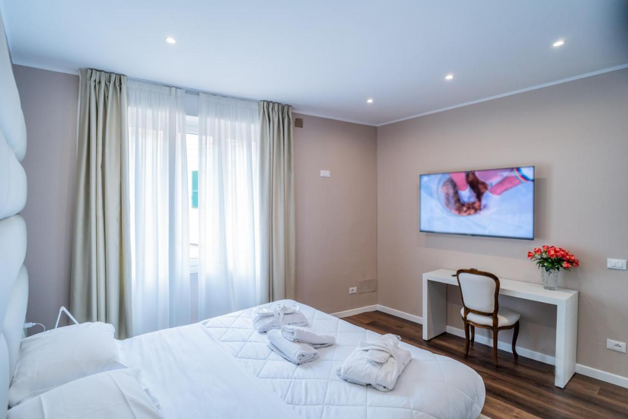 Hotel Globo Suite-Correnti Hotels Санремо Экстерьер фото