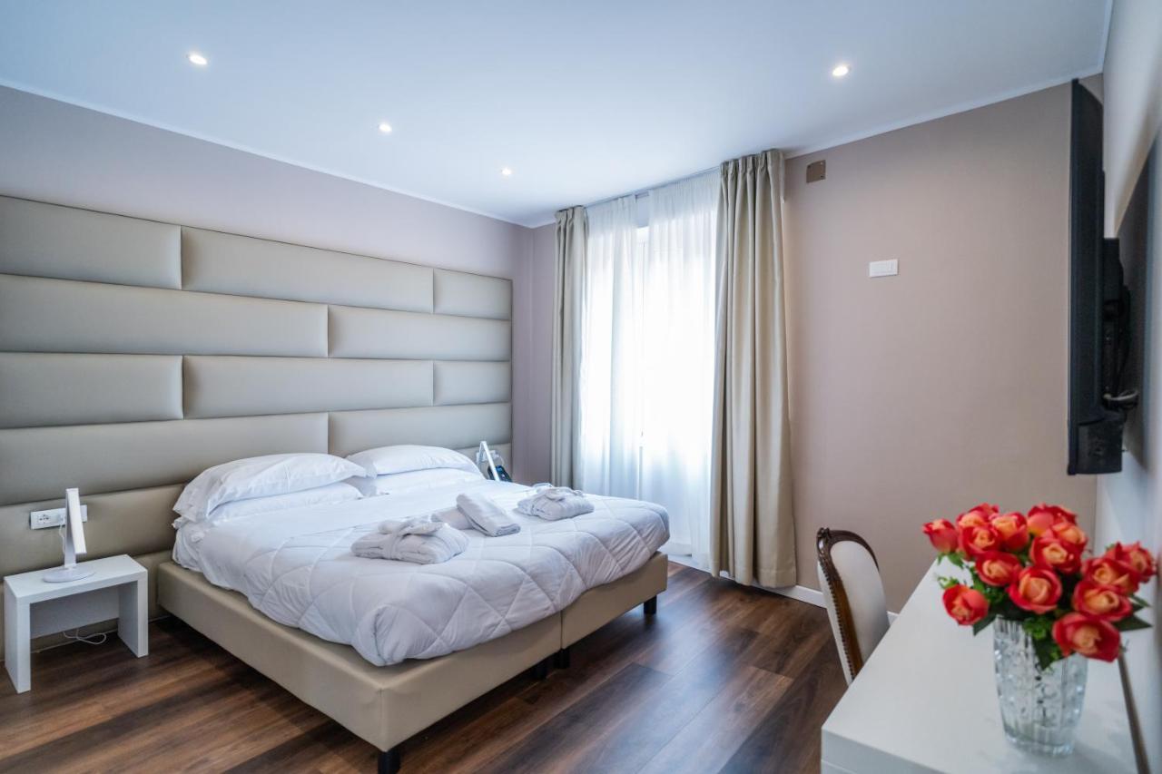 Hotel Globo Suite-Correnti Hotels Санремо Экстерьер фото