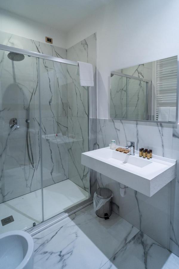 Hotel Globo Suite-Correnti Hotels Санремо Экстерьер фото