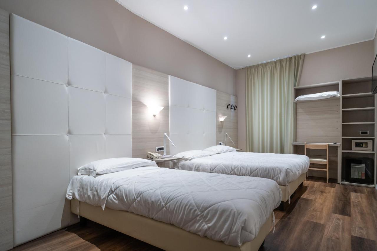 Hotel Globo Suite-Correnti Hotels Санремо Экстерьер фото