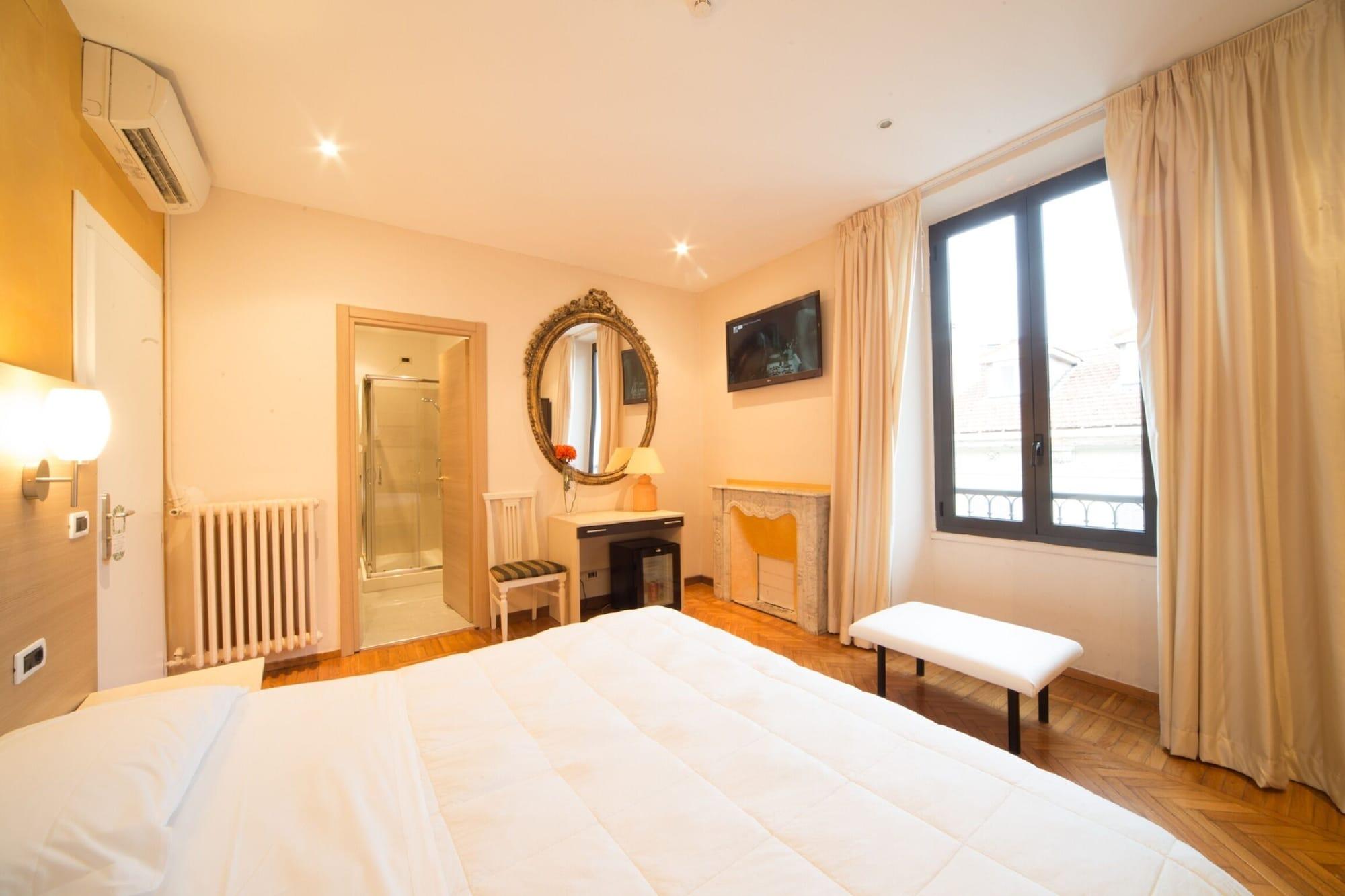 Hotel Globo Suite-Correnti Hotels Санремо Экстерьер фото