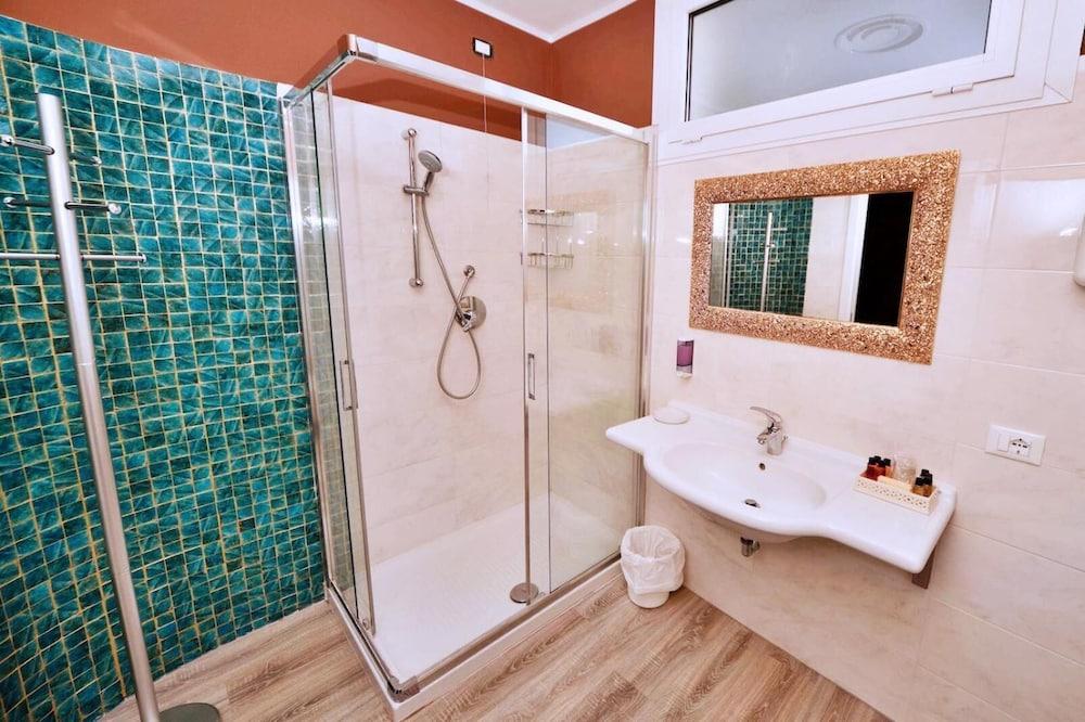 Hotel Globo Suite-Correnti Hotels Санремо Экстерьер фото
