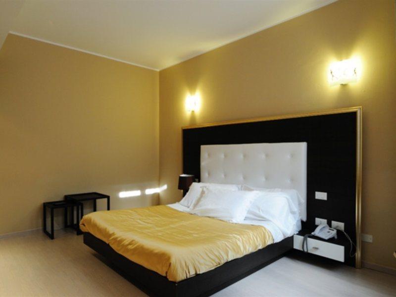 Hotel Globo Suite-Correnti Hotels Санремо Экстерьер фото