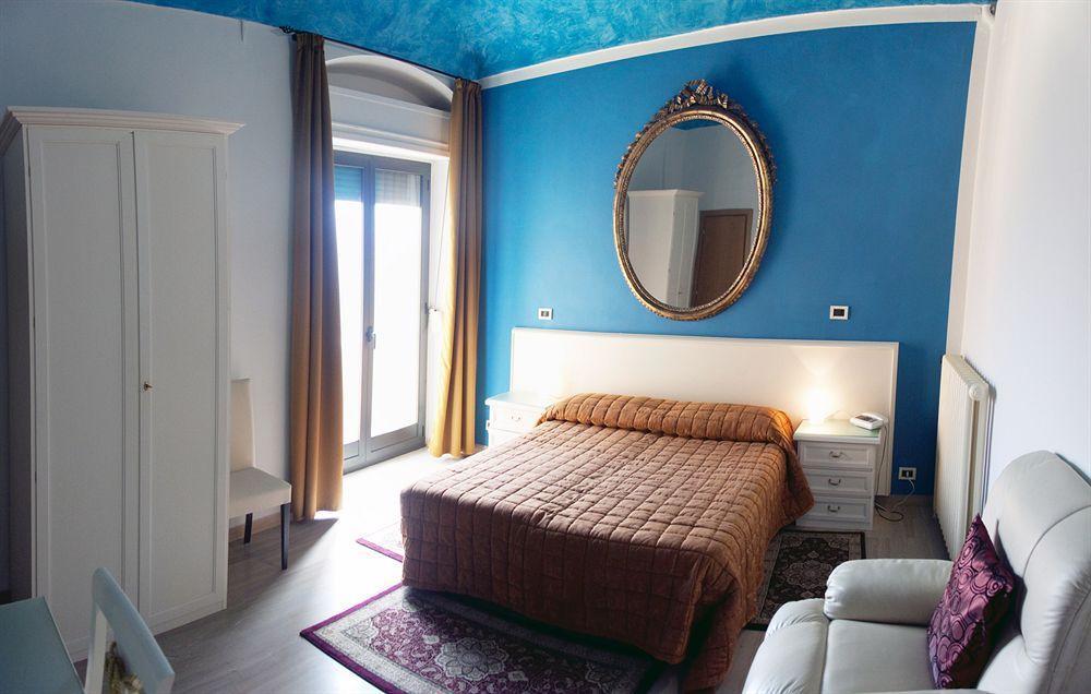 Hotel Globo Suite-Correnti Hotels Санремо Экстерьер фото